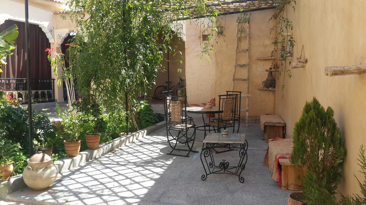Oasis De Tiout Apartment Exterior photo